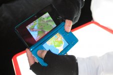 3ds-lancement-console-new-york-photos_2011-03-28-08